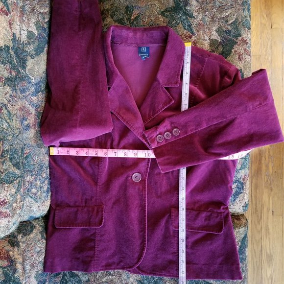 Burgundy, soft cotton velvet jacket, blazer, Reitmans, vintage 90s/early 2000s - Picture 6 of 10